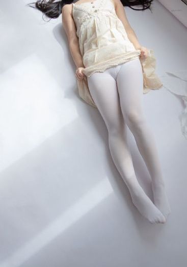 美女主动让男生脱_最新电影未删减版在线观看