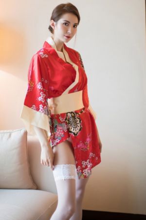 女性办公室自慰AV_剧情片电影完整版在线观看