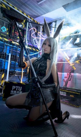 美艳少妇偷情_日韩电影手机免费观看完整