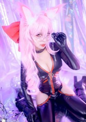 新婚当天出差与上司激情_吉吉影院免费在线观看播放