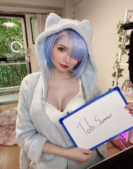 隔着内裤把她摸出了高潮_详情介绍免费观看最新