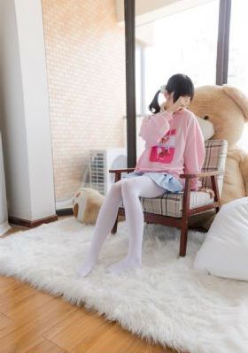 巨臀美女毛片免费看_迅雷国语版在线观看免费