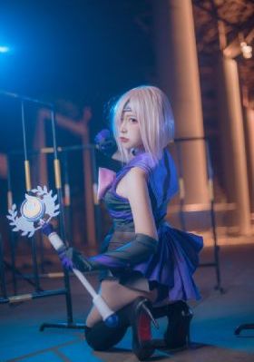 日韩av天天看_迅雷下载完整视频观看